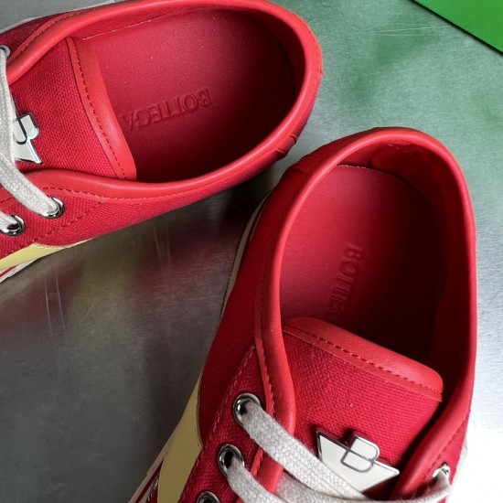 canvas shoe