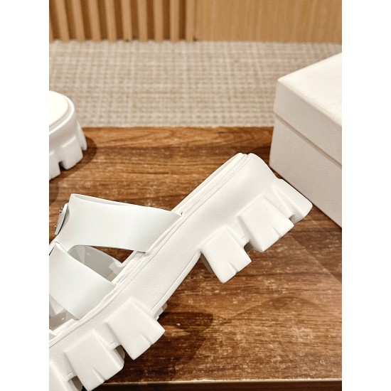 sandal