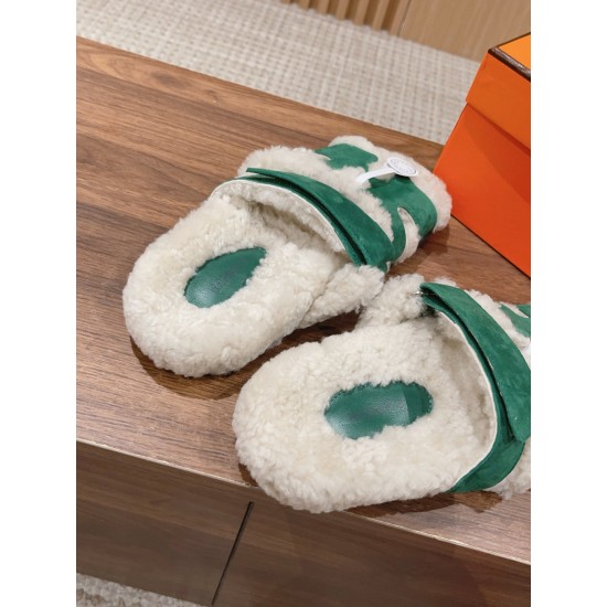  Cake Hair Slippers