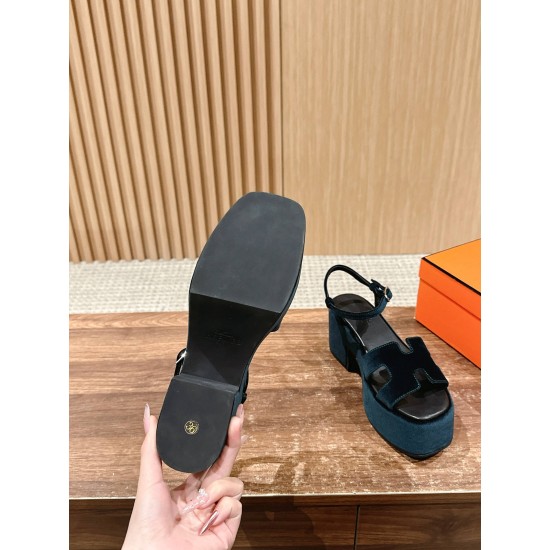 H Sandals