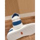 Skateboard shoes