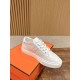 Skateboard shoes
