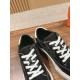 Skateboard shoes