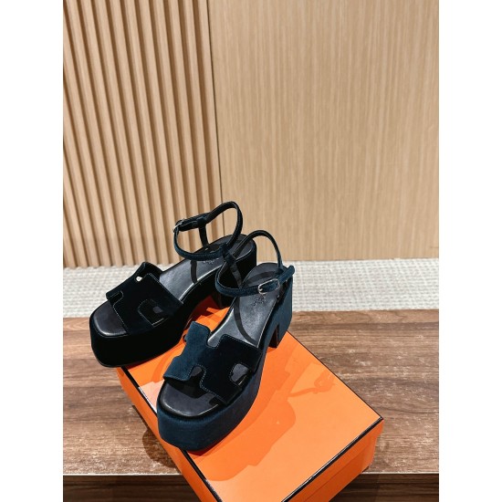 H Sandals