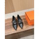 De Xun Shoes
