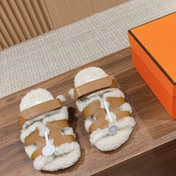  Cake Hair Slippers
