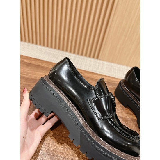 leather shoes