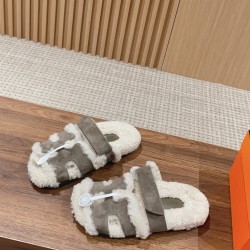  Cake Hair Slippers