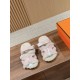  Cake Hair Slippers