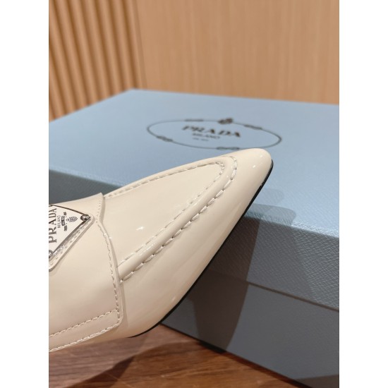sandal