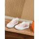 Skateboard shoes