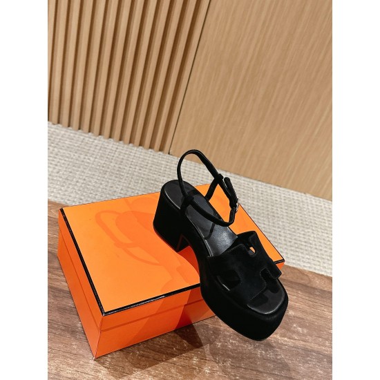 H Sandals
