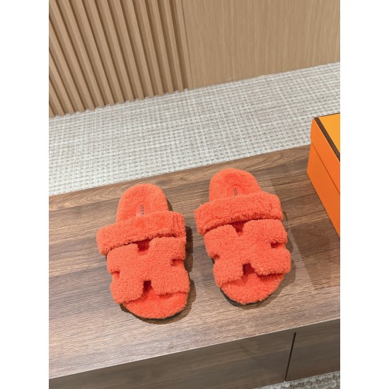  Cake Hair Slippers
