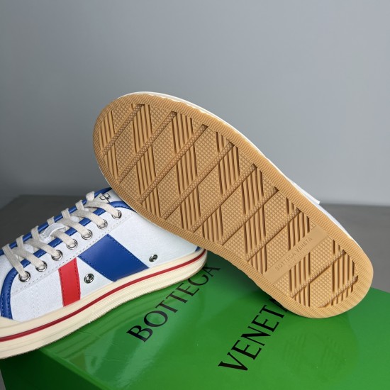 canvas shoe