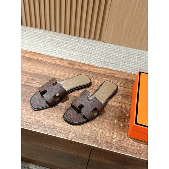 H slippers