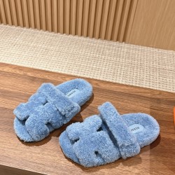  Cake Hair Slippers