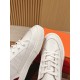 Skateboard shoes