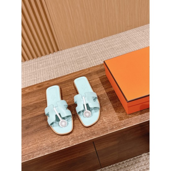H slippers