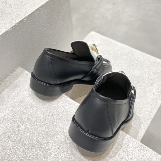 loafers