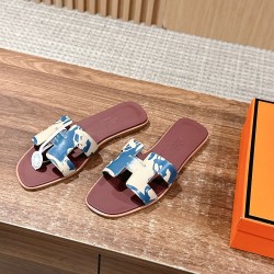 H slippers
