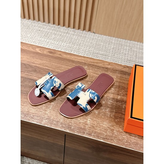 H slippers