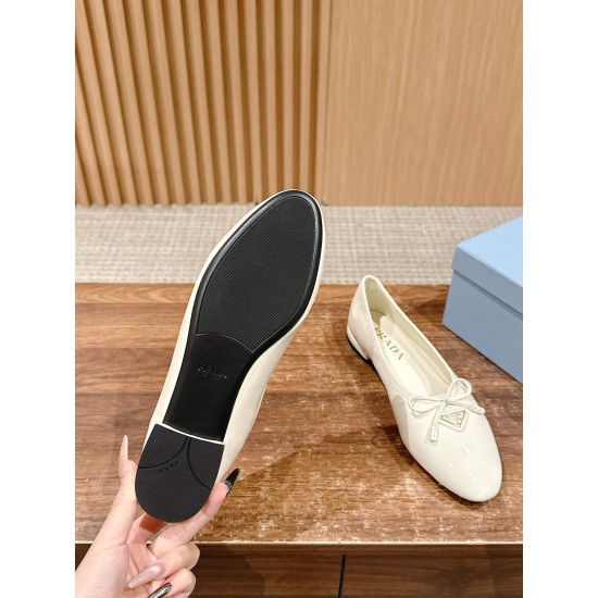 Nude shoes