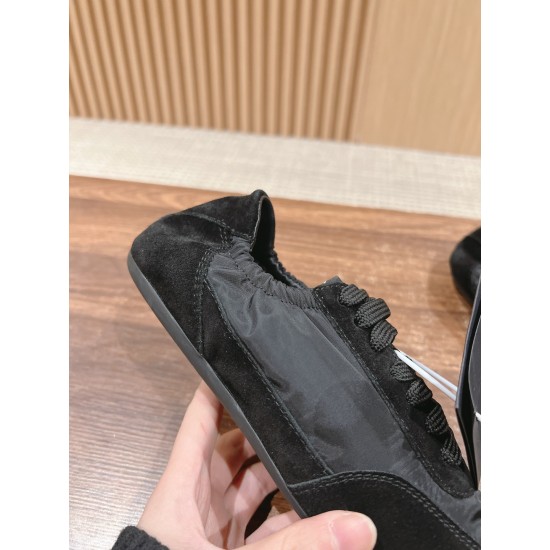 Casual Shoes
