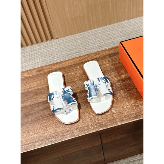 H slippers
