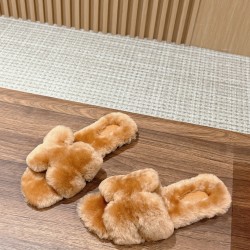 Plush slippers