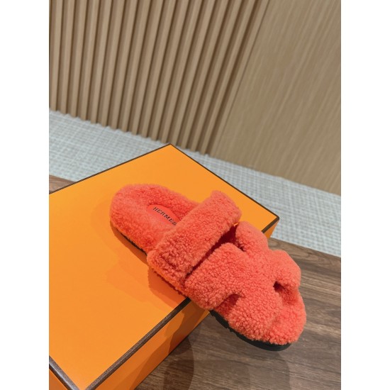  Cake Hair Slippers