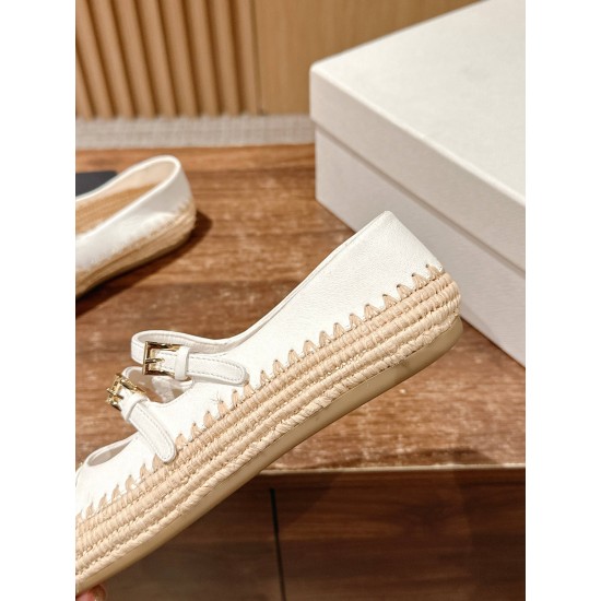 Nude shoes