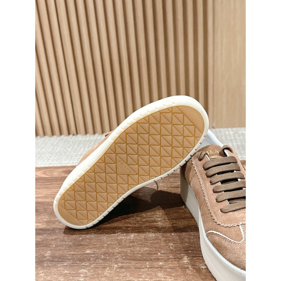 Casual Shoes