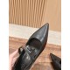 De Xun Shoes