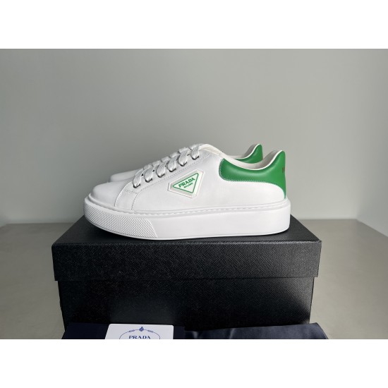 sneakers sneakers