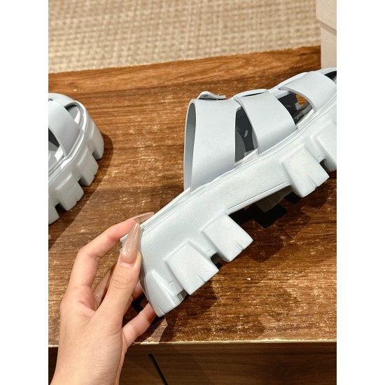 sandal