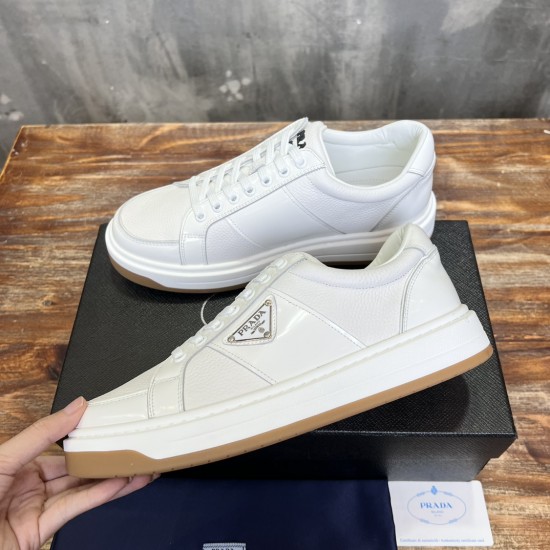 Nude shoes