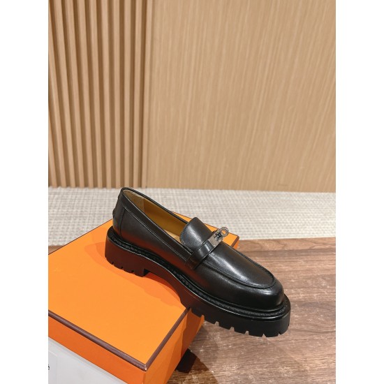 De Xun Shoes