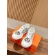 Skateboard shoes