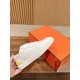 Skateboard shoes