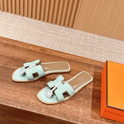 H slippers