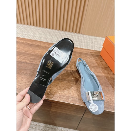 H Sandals