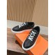 Skateboard shoes