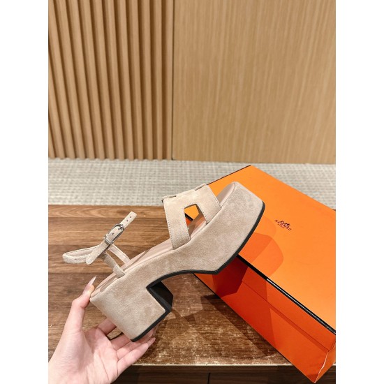 H Sandals