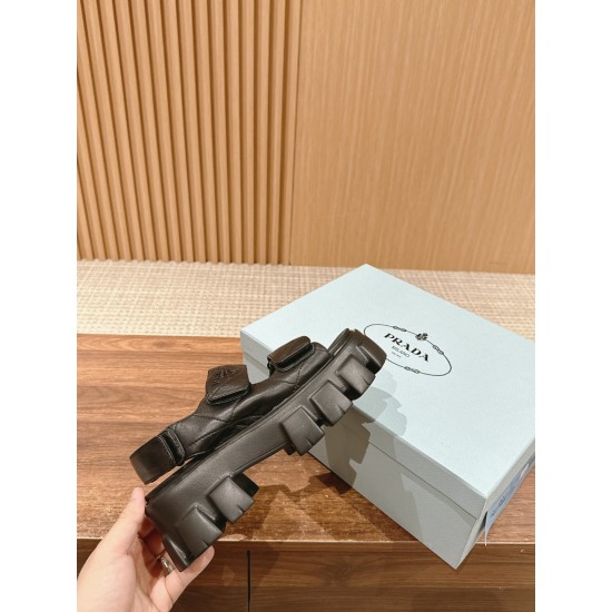 sandal