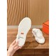 H lace up slippers