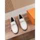 De Xun Shoes
