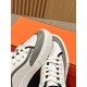 Skateboard shoes