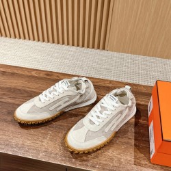 De Xun Shoes