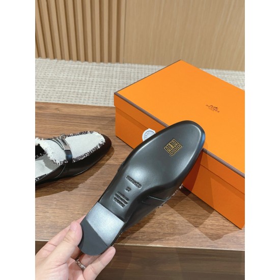 De Xun Shoes