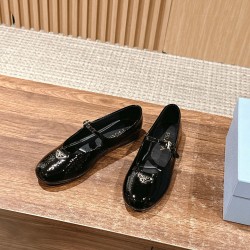 Nude shoes